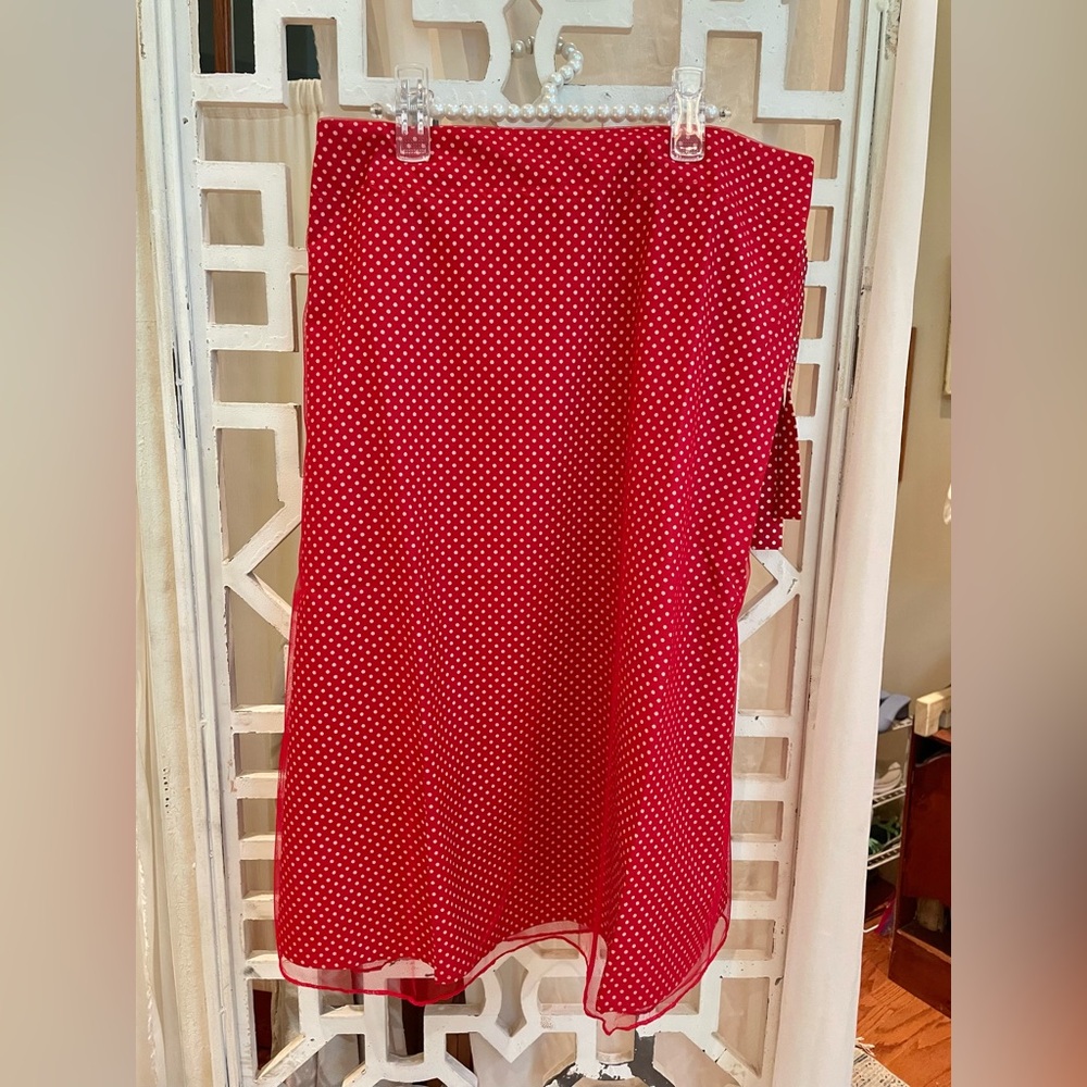 Vintage unbranded Red Polka Dot knee skirt